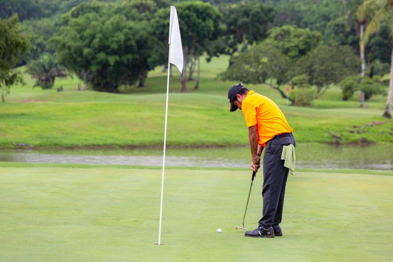 Summit Rainforest Golf & Ciudad de Panamá
